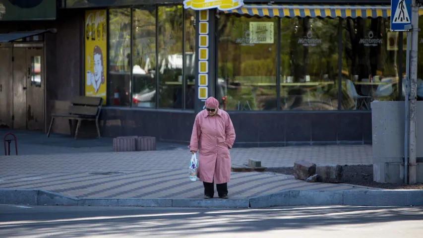 Фоторепортаж: Как Евровидение меняет левый берег Киева