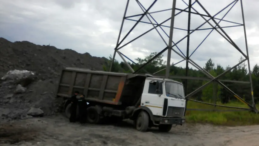 У Жлобіне кіроўца БМЗ вывез з завода 14 тон чорнага металу