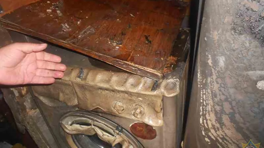 У Паставах і ў Мінскім раёне гарэлі інтэрнаты, эвакуявалі дзясяткі людзей