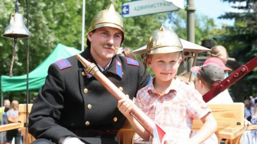 У Мінску адбыўся парад пажарнай тэхнікі (фота, відэа)