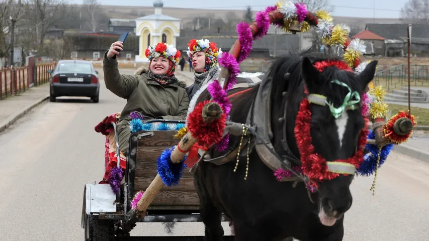 Як у беларускай вёсцы адзначаюць Улассе — свята ў гонар каровак і коней