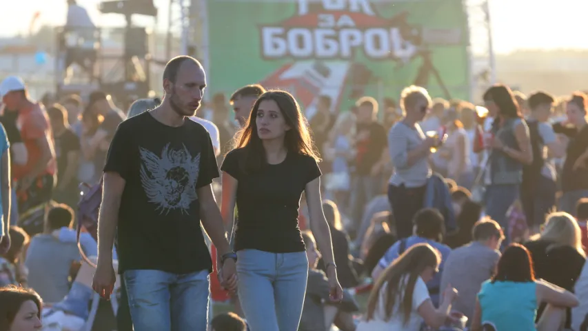 "Рок за Бобров": фестиваль очередей минус "Ляпис"