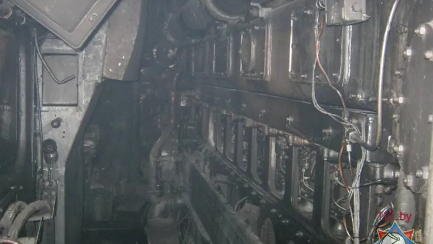 На станцыі ў Чавусах гарэў цеплавоз, у цягніку былі цыстэрны з нафтай (фота)