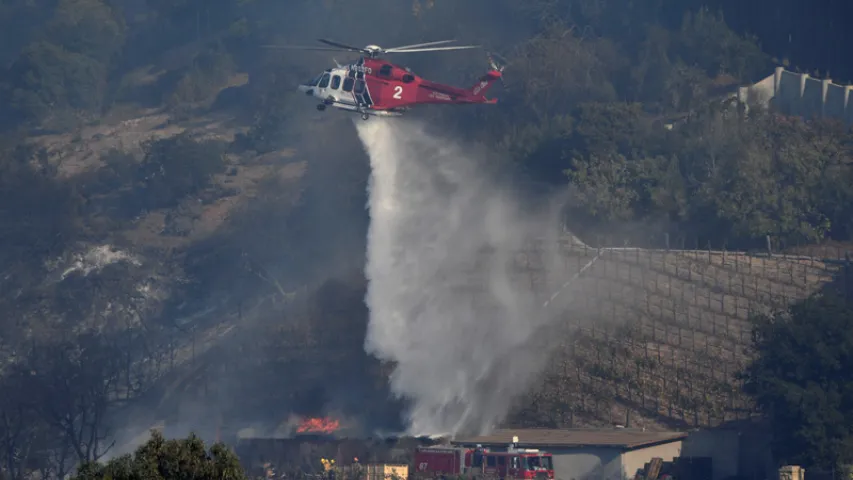 Больш за 200 тысяч чалавек эвакуявалі праз пажары ў Каліфорніі 
