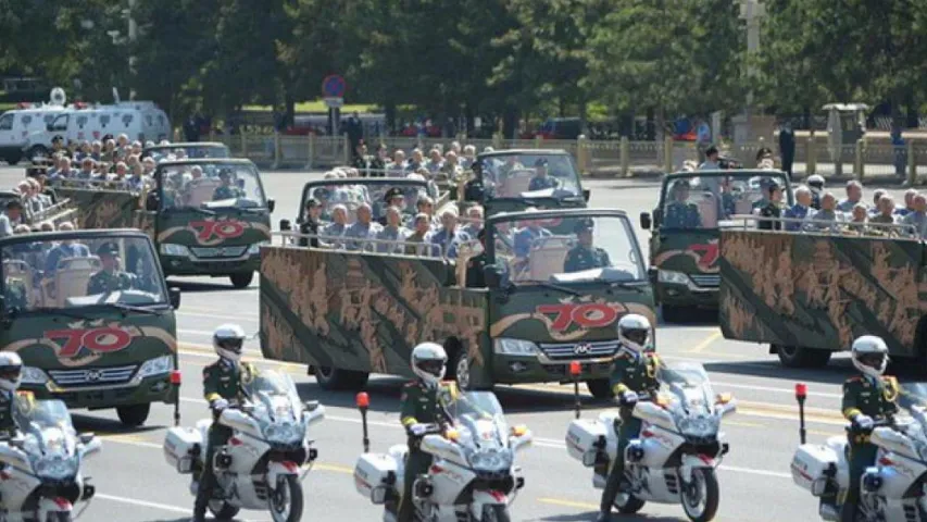 Аляксандр і Мікалай Лукашэнкі прысутнічалі на ваенным парадзе ў Пекіне