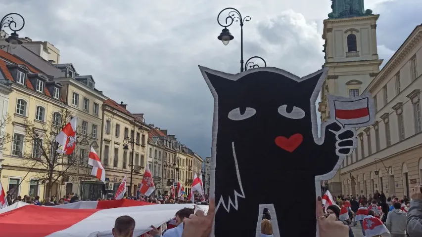 Як святкавалі Дзень Волі ў Варшаве — шмат фота