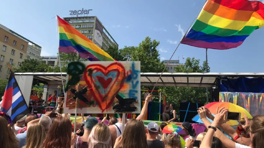  "Польшча мусіць быць талерантнай". Як прайшоў гей-прайд у Варшаве