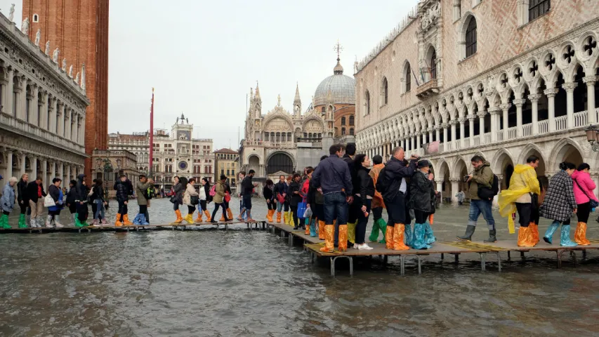 У Венецыі ўвялі падатак для турыстаў, якія прыязджаюць толькі на некалькі гадзін