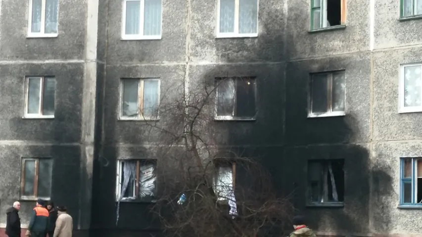Каля дзевяціпавярховага дома ў Слуцку адбыўся выбух (фота)