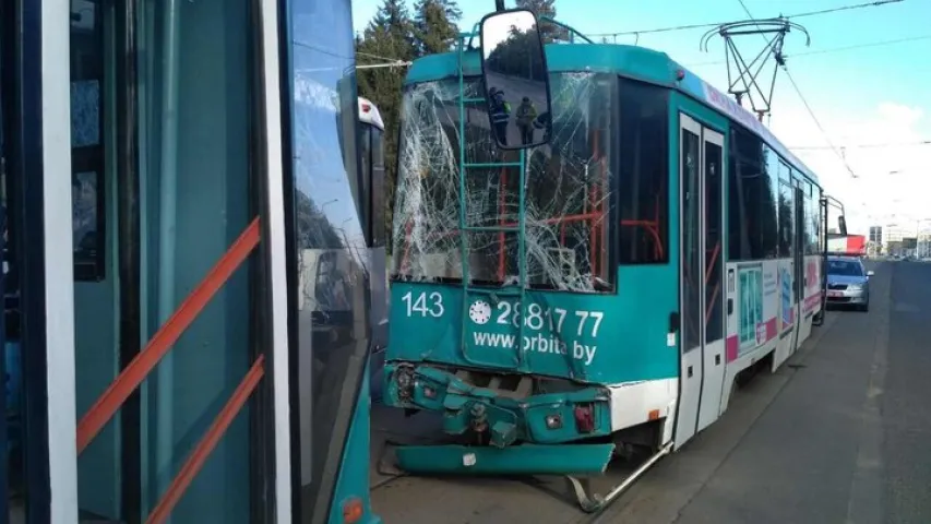 У Мінску пасажырка пацярпела пры сутыкненні двух трамваяў