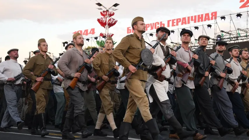 Якім будзе заўтрашні парад у Мінску, можна пабачыць ужо цяпер (фота)