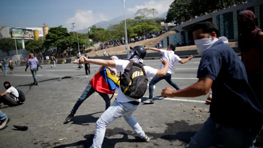 Лідар апазіцыі Венесуэлы зняў відэа на вайсковай базе і заклікаў змяніць уладу