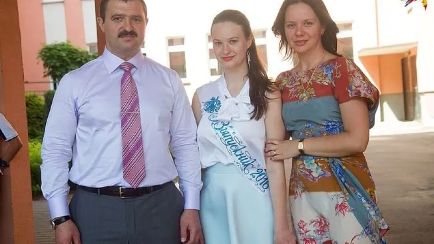 Старэйшая ўнучка Лукашэнкі закончыла 11-ы клас (фота)