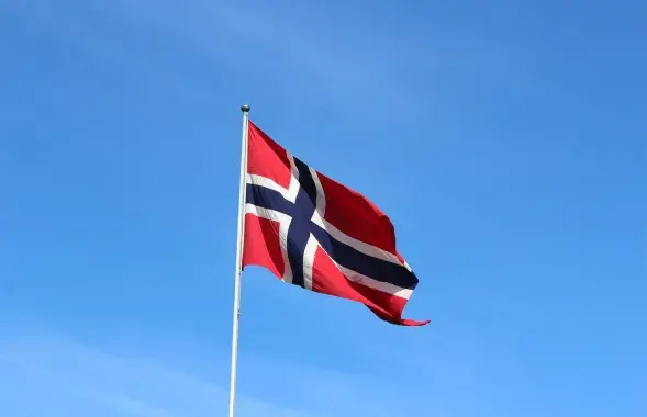 Флаг Норвегии, иллюстративное фото

